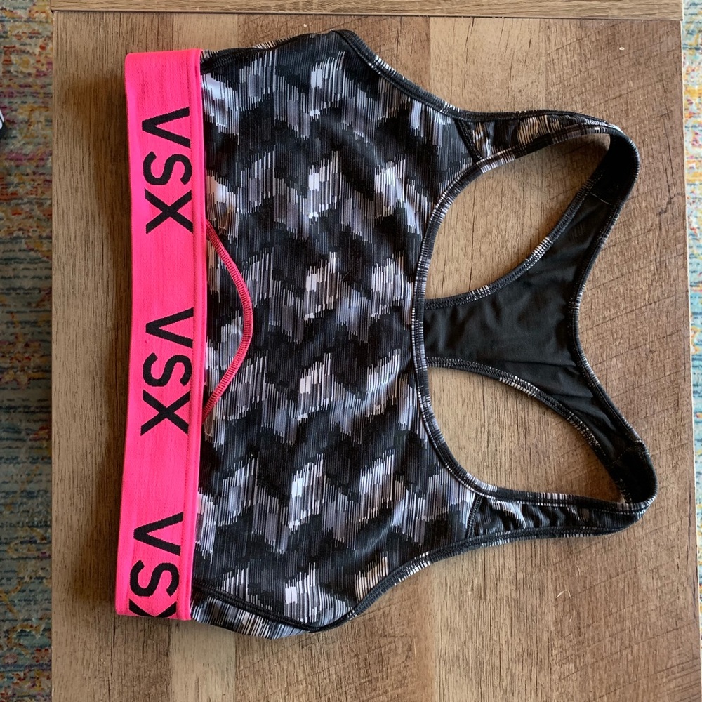 Victoria’s Secret sports bra size medium